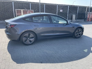 Vând Tesla Model 3, Dual Motor Long Range, cu pompa căldură