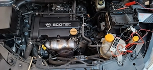 VÎND OPEL CORSA D , 1,200 ,benzina ,recent inmatriculat ,stare buna spre bună .3500 euro. - imagine 2