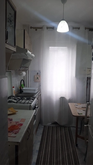 Inchiriez apartament cu 2 camere - imagine 6