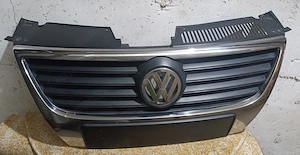 Vând mască Passat b6 