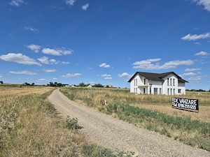 Teren de vânzare in Mereni, Plopeni