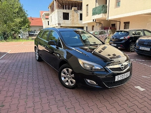 Opel Astra j 1,7 Cdti 110 cp euro 5 !!! - imagine 2