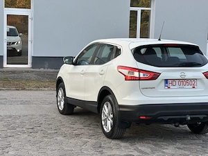 Nissan Qashqai 2WD*1.5 diesel*af.2017 luna 04*navigatie*factura+fiscal si nr.rosii - imagine 4