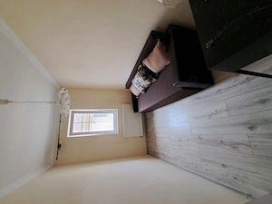 Inchiriez Apartament 3 camere, zona Braytim, proprietar - imagine 5