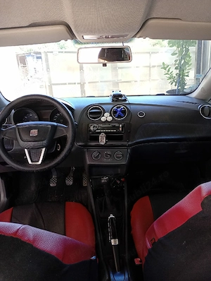    Seat Ibiza IV 1.9 Tdi  90 CP   2009   - imagine 3