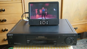  Video recorder VHS SONY model SLV-E720 stereo Hi-Fi 