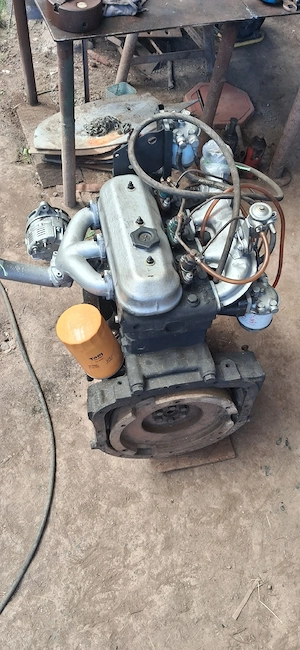 Vand Motor Tractor U445 - imagine 2