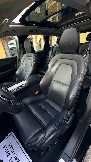         Volvo Xc60 D4 INSCRIPTION 2.0d 190cp An 2018.10 ,279000 km reali carte service   Posibilitat - imagine 9