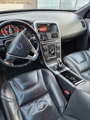 Volvo xc 60 2.4 d4 5 cilindri automată  - imagine 8