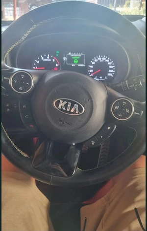 vand kia soul - imagine 3