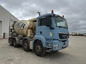 Autobetoniera MAN TGS 41.480 8X4 cu banda transportoare - imagine 2