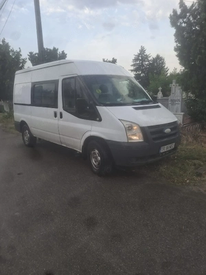 Se vinde Ford Transit an 2011,motor 2.4,mai multe detalii la numarul de telefon  