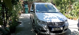De vanzare volkswagen touran 2.0 tdi - imagine 8