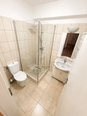 Apartament de închiriat – 3 camere, 2 băi, 72 mp - imagine 16