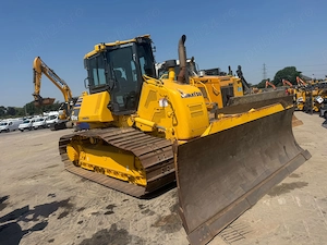 Buldozer Komatsu D61 PX -24 - imagine 6