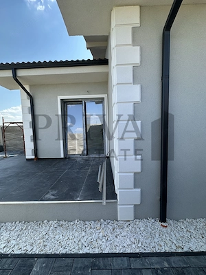 Duplex modern 3 camere, 2 bai, 100 mp, Mosnita Noua - imagine 5