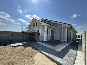 Duplex modern 3 camere, 2 bai, 100 mp, Mosnita Noua - imagine 9