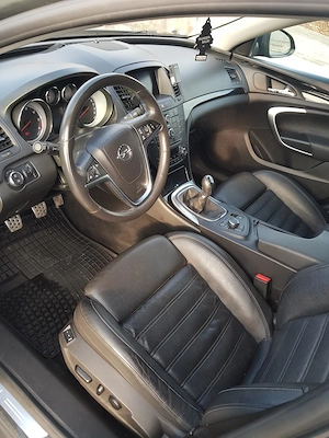 Opel Insignia BiTurbo 4x4 195cp - imagine 2