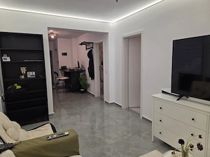 Închiriez apartament cu doua camere  - imagine 4