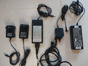 Incarcatoare,alimentatoare 12v-20v