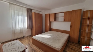 Apartament 3 camere Centru etaj 3 cu lift 98800 Euro - imagine 2