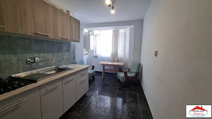 Apartament 3 camere Centru etaj 3 cu lift 98800 Euro - imagine 6
