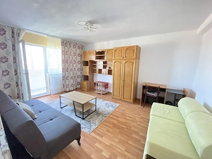 Inchiriez apartament 3 camere decomandat Dacia - Iulius Mall