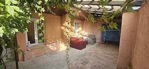 ofer gars.la casa cu curte proprie.zona sp.jud.