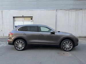 Porsche Cayenne 2016 - imagine 5