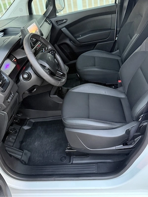 Renault kangoo van MAXI L2 5000 Km  NEW MODEL posibilitatea  finanțare în leasing - imagine 5