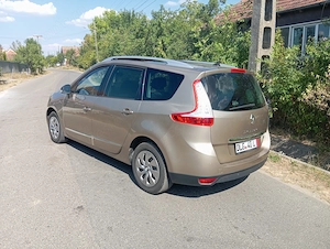 Renault Grand Scenic, Euro 6, 7 locuri,2015,1.6,130 cai, BOSE,Panoramic,Bixenon,piele,Navi,superb - imagine 3