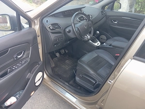 Renault Grand Scenic, Euro 6, 7 locuri,2015,1.6,130 cai, BOSE,Panoramic,Bixenon,piele,Navi,superb - imagine 10