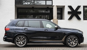 Bmw X7 M50d    - imagine 11