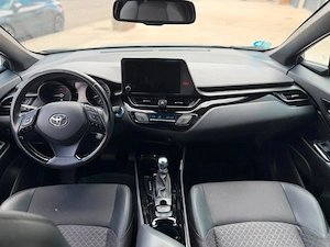 Toyota C-HR An 2023 Motor 1.8 Benzina-hybrid Euro 6 - imagine 8