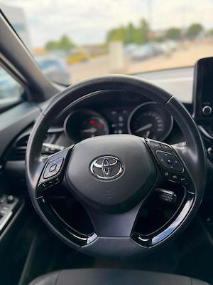 Toyota C-HR An 2023 Motor 1.8 Benzina-hybrid Euro 6 - imagine 6
