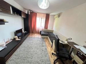 Apartament 1 camera decomandat Podul de Fier  - imagine 7