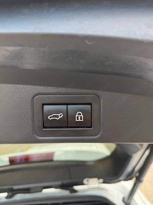 Toyota Corolla 1.8 Hybrid  TS - EXCLUSIVE - imagine 7