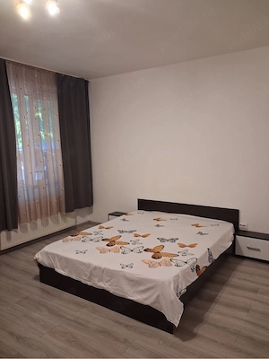 inchiriez apartament  - imagine 9