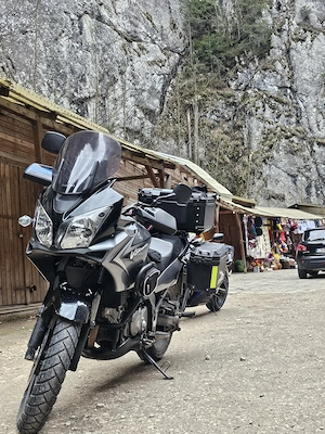 Suzuki VStrom  DL650 - imagine 3