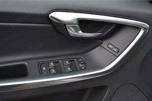 Volvo XC60 2016 - imagine 11