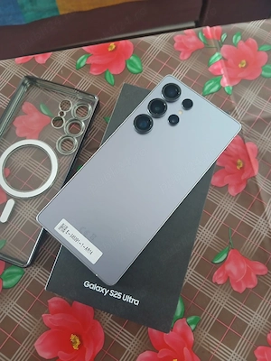 Samsung s25 ultra impecabil 