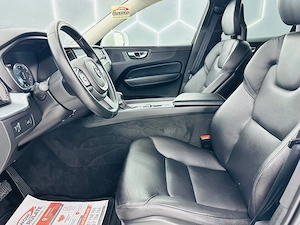 Volvo XC60 - imagine 11