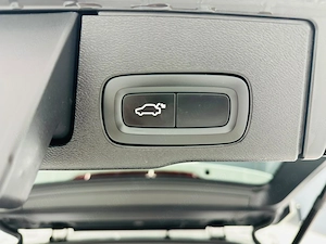 Volvo XC60 - imagine 17