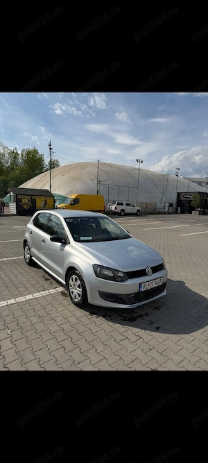 Polo de vanzare