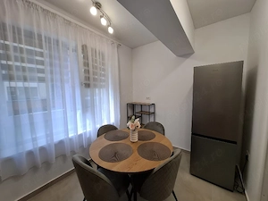 Proprietar,inchiriez apartament 2 camere - imagine 9