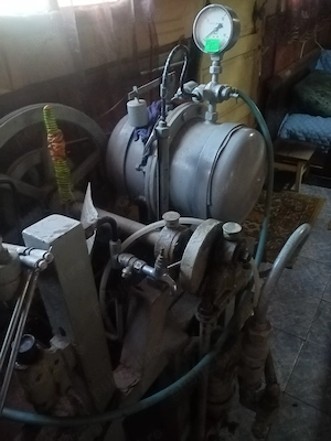 Sifonarie de vanzare ,este in stare buna ,functioneaza la 220 w
