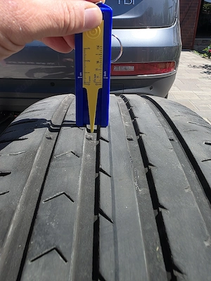 Cauciucuri vară Continental 235 55 r17 V  - imagine 2