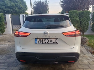 Nissan Qashqai 1.3 DIG-T N-CONNECTA, 2022, 1.3 Benzina Hibrid 48000 Km - imagine 8