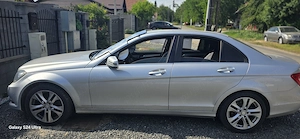Vând Mercedes C180 w204 