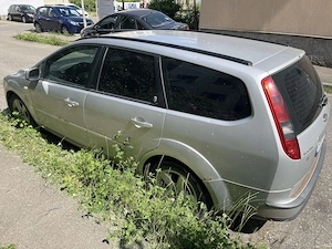 Ford de vânzare pentru dezmembrare - imagine 3